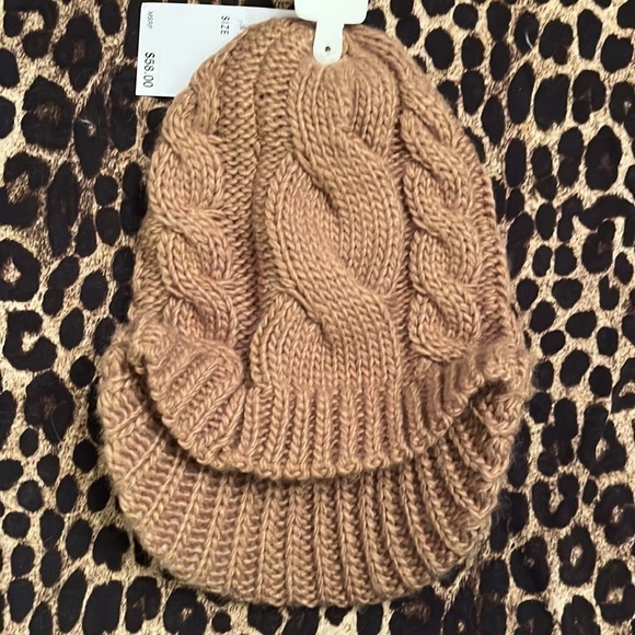 Brand New Michael Kors Cable Knit Winter Beanie Hat w/ Rib Brim Bill Camel main image 10